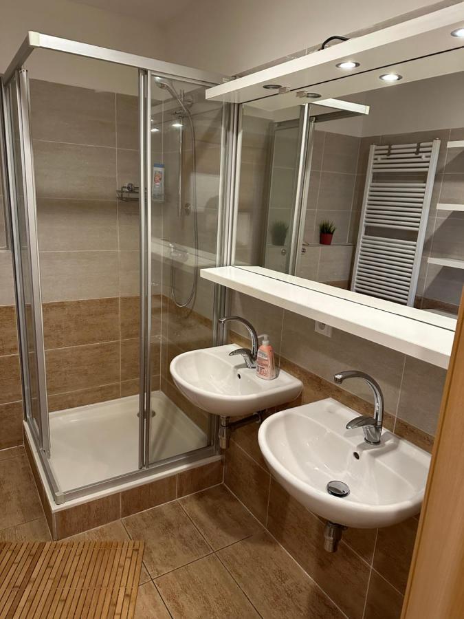 Apartments Spacilova Nearly Center Komarov Экстерьер фото