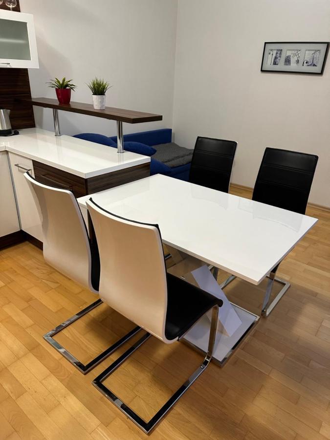 Apartments Spacilova Nearly Center Komarov Экстерьер фото